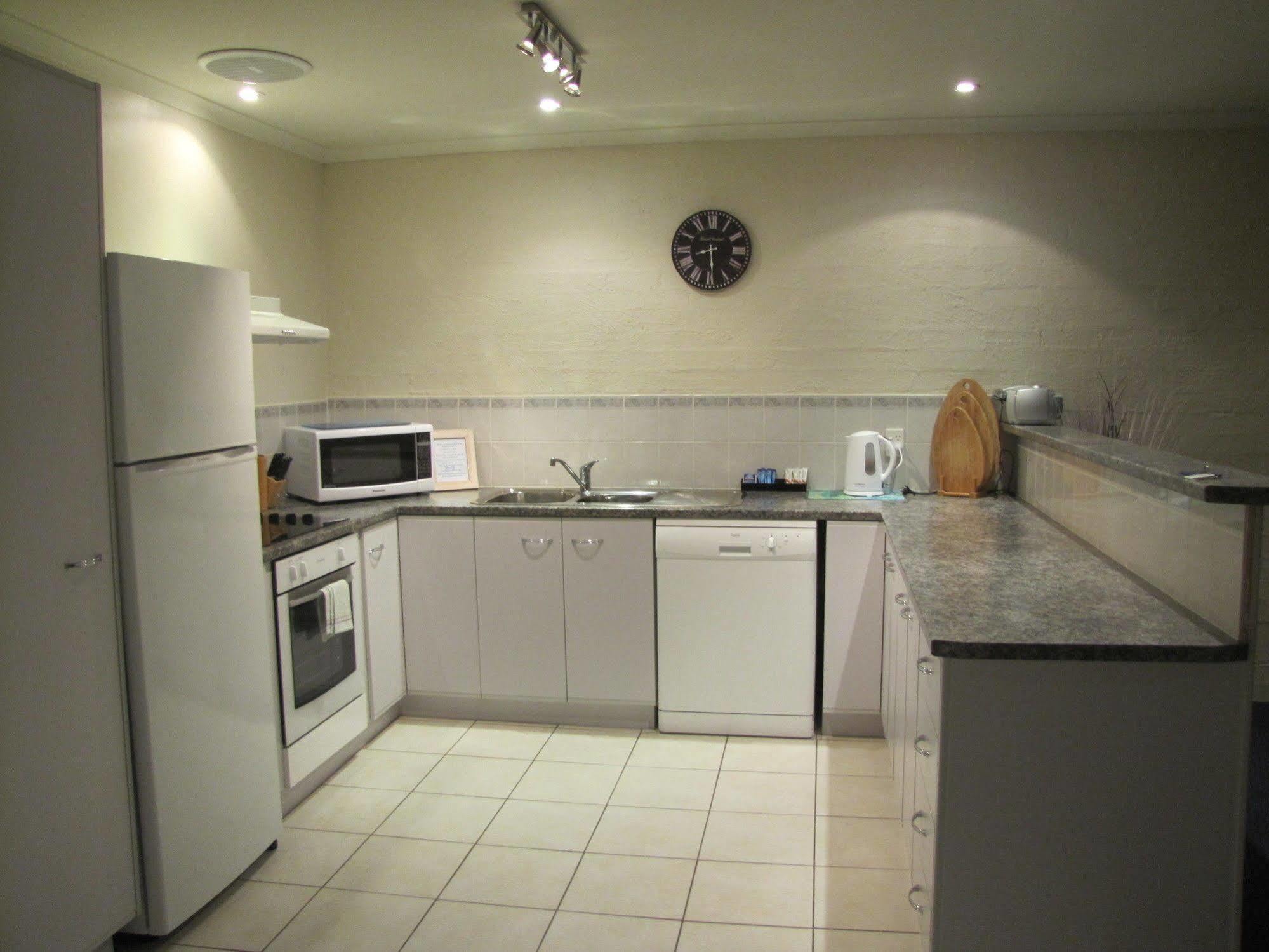 Apollo Luxury Apartments Меримбула Екстериор снимка